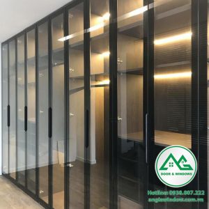 GIA CÔNG CỬA CÁNH KÍNH